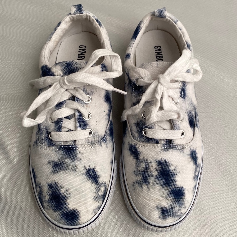 Gymboree white and blue splotch paint sneakers